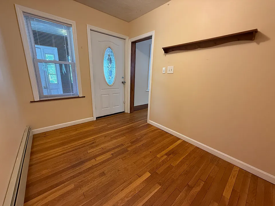 Entry room