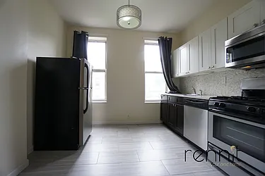 Rented by Rennit Inc.