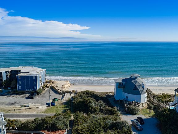 4th image of 2072 New River Inlet Rd #1A