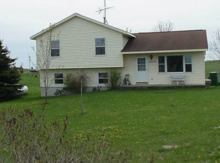 6275 Secor Rd, Traverse City, MI 49684