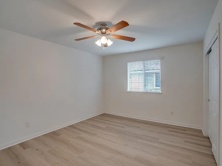 30126 Bumble Bee Dr — Photo 16