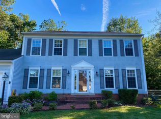 5301 Affinity Ct, Centreville, VA 20120