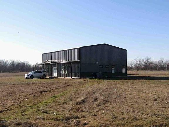 2nd image of 782 Ray Rd