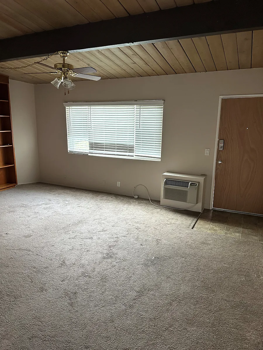 Building Photo - 5670 Amarillo Ave #6