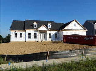 400 Cherry Rdg #57, Tallmadge, OH 44278