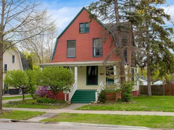 2152 6th St, Bay City, MI 48708