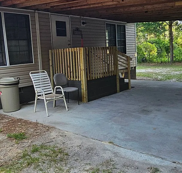 108 Davis Rd E — Photo 39