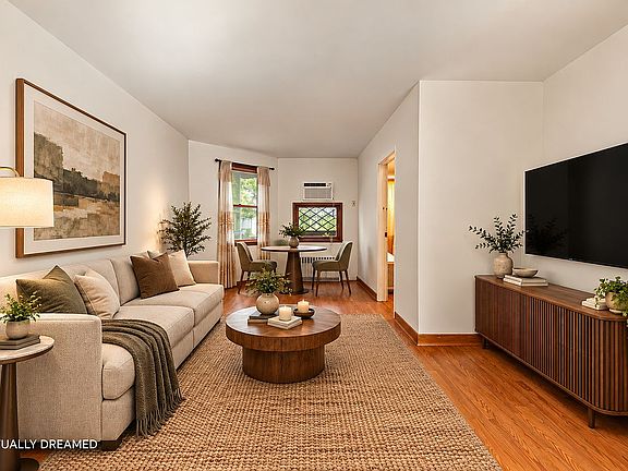 3rd image of 342 Westminster Rd