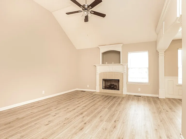 214 Quanah Parker Trl — Photo 5