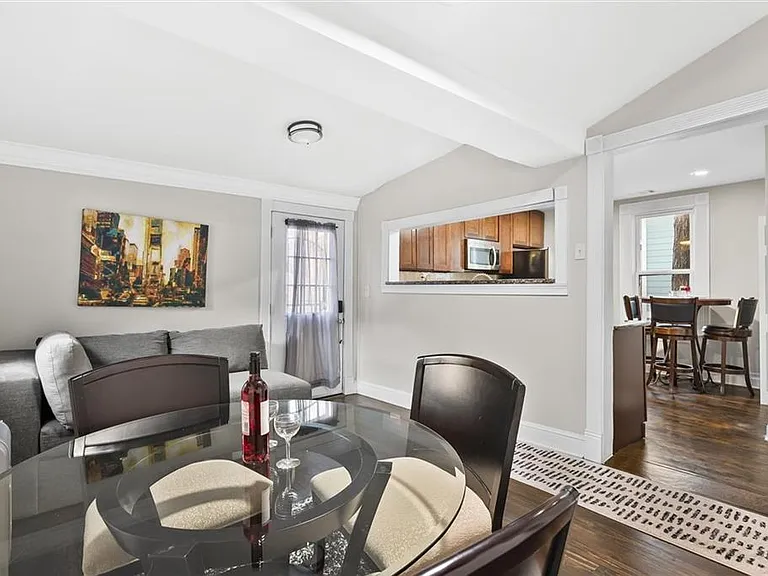 867 Beecher St SW — Photo 33