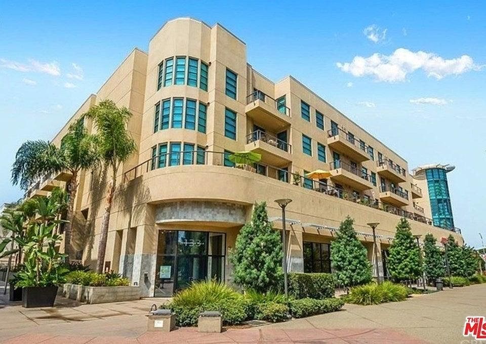 1st image of 133 The Promenade N Unit 110