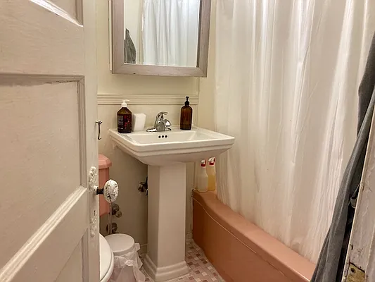 Rented by Garfield Realty  | media 42