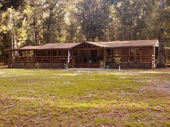 747 NE 211th Ave, Old Town, FL 32680