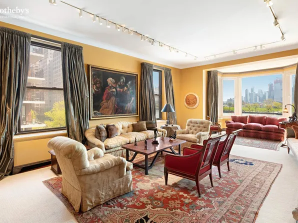 435 East 52nd Street image 4 of 17