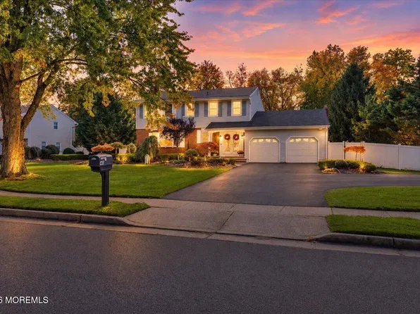 46 Gettysburg Drive, Manalapan, NJ 07726