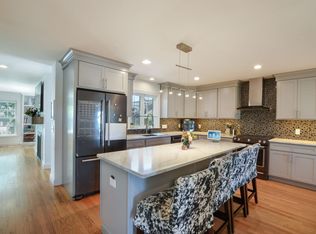 25 Bay View Ave, Winthrop, MA 02152