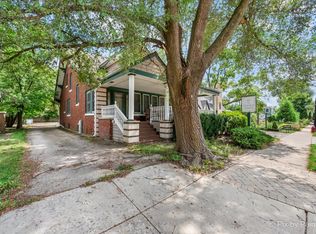 417 N Hough St, Barrington, IL