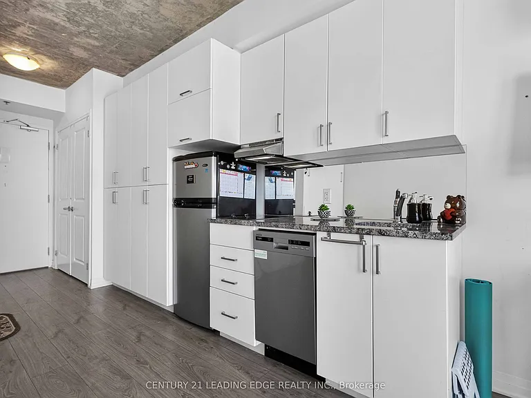 1900 Simcoe St N #628 — Photo 16