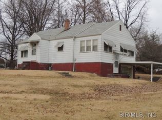 1060 Linden St, East Alton, IL 62024