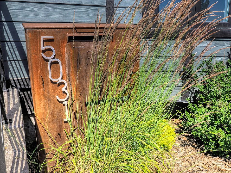 1st image of 5031 E Trelle Dr NE