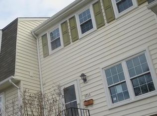 1711 W Bancroft Ln, Crofton, MD 21114