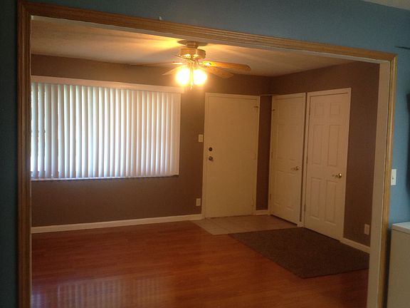3rd image of 3139 Welch Dr