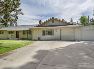 915 NE Butler Market Rd, Bend, OR 97701