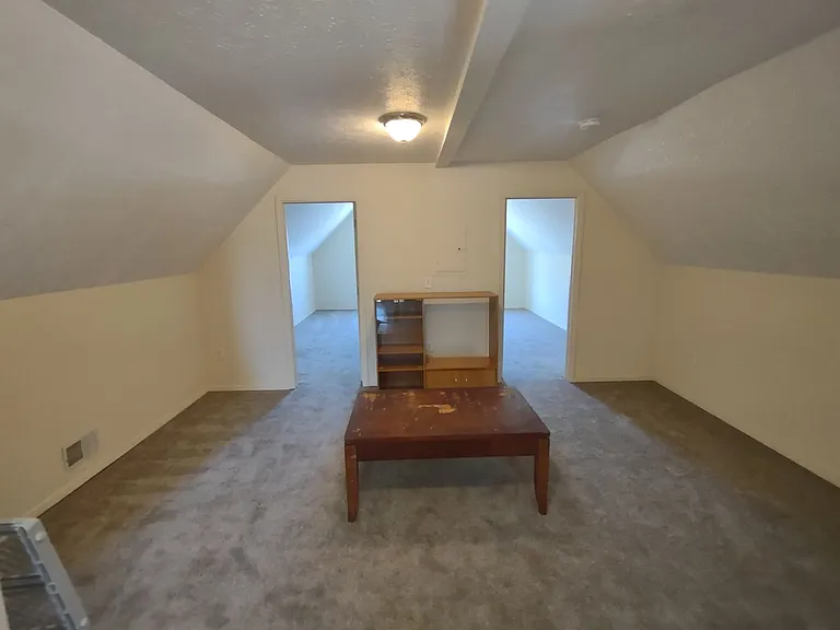 1459 Ridgewood Ave — Photo 3