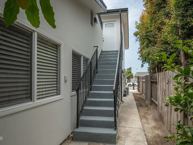 1004 Jurymast Dr #3 — Photo 3