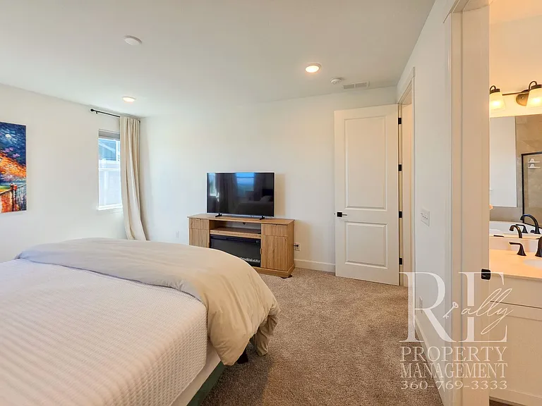 10607 Treasure Dr NW — Photo 32