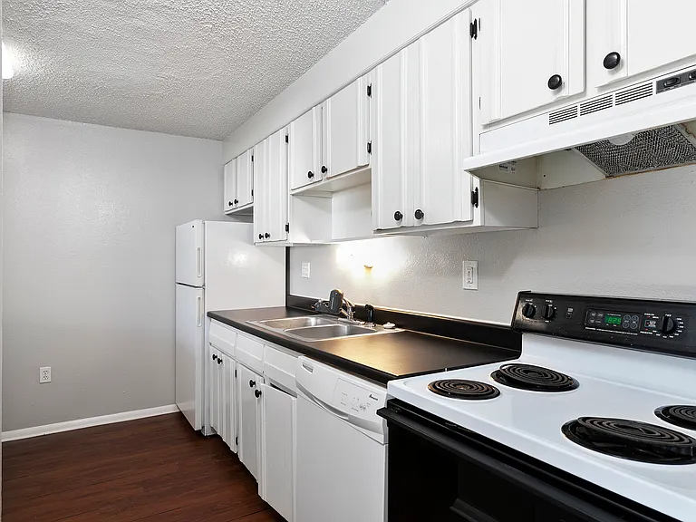 Capital View Terrace — Photo 20