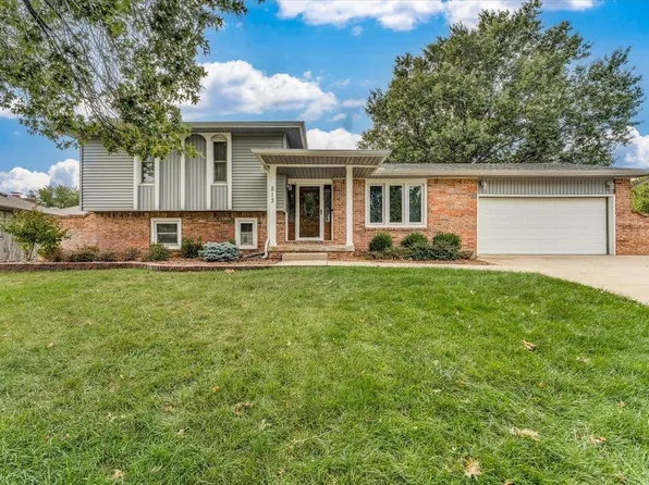 213 Timberlane Ct, Haysville, KS 67060