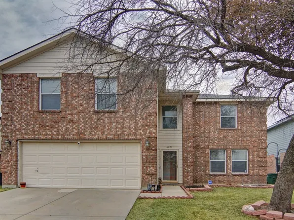 6813 Meadow Way Ln, Fort Worth, TX 76179