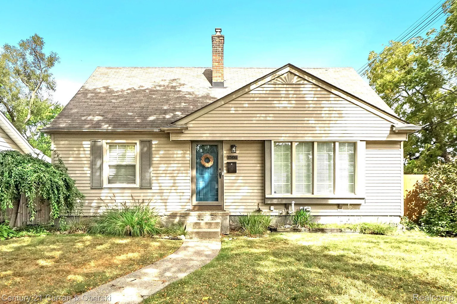 1506 Pearson St photo 1