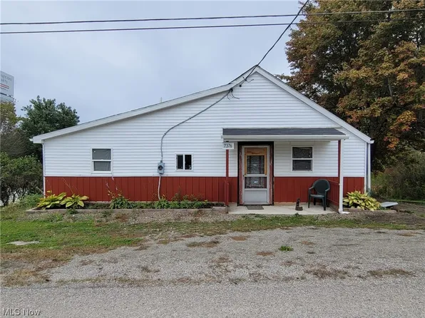 7376 Cindell St SE, East Canton, OH 44730