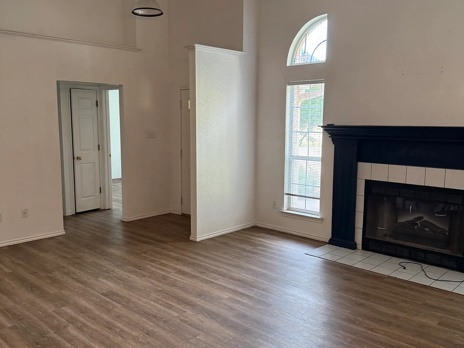 3 bed, 1730 sqft, $2,750 — Photo 1