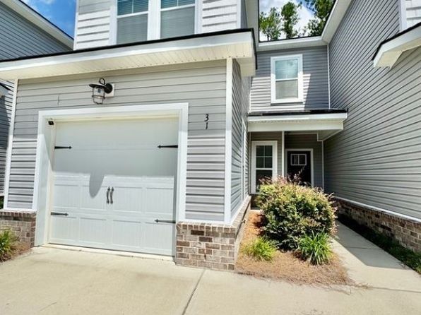 31 Ainsdale Dr