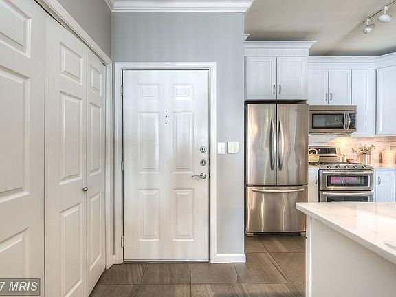 3rd image of 12929 Centre Park Cir APT 319