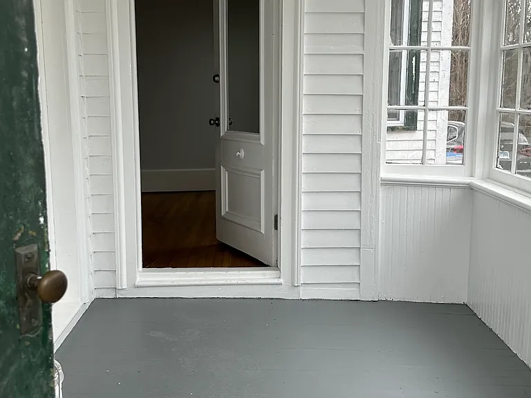 19 Pleasant Ave #2 — Photo 4