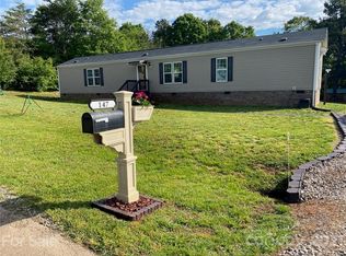 147 Gray Fox Dr, Lawndale, NC 28090
