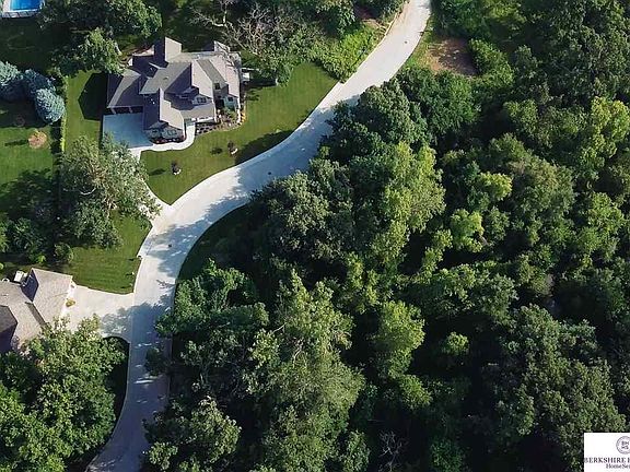 2nd image of 13603 Spencer Cir