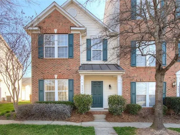 9523 Lina Ardrey Ln, Charlotte, NC 28277