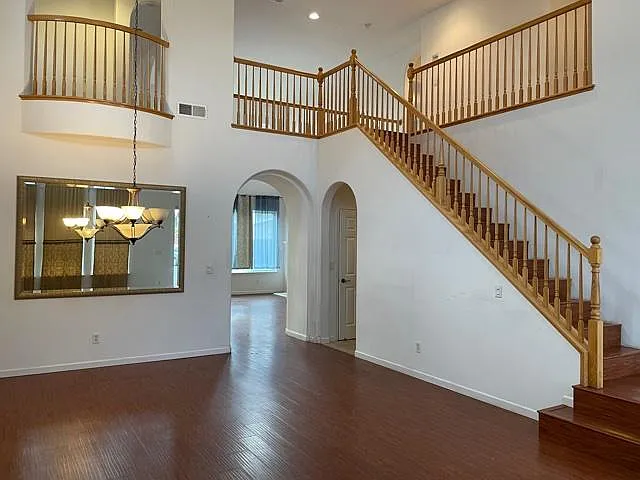 10324 Stoecker Way — Photo 2