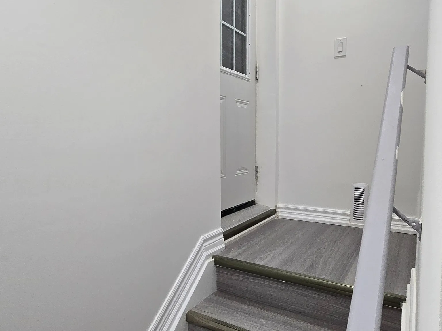 2 bed, $1,900 — Photo 1