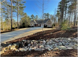 104 Springdale Ct, Central, SC 29630