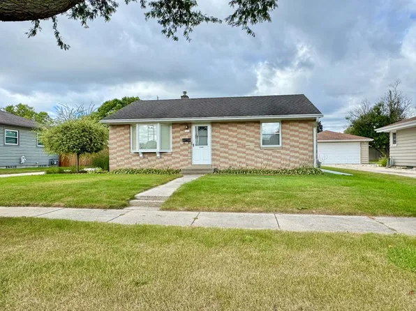 2847 South 102nd STREET, West Allis, WI 53227