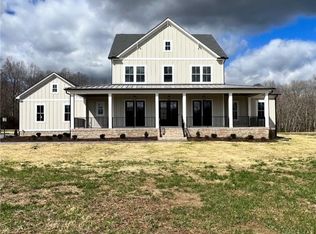 4945 Hundley Pl, Mechanicsville, VA 23111