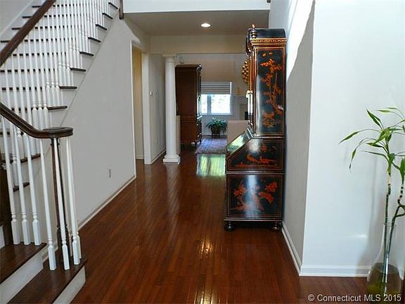 All one floor living with s...