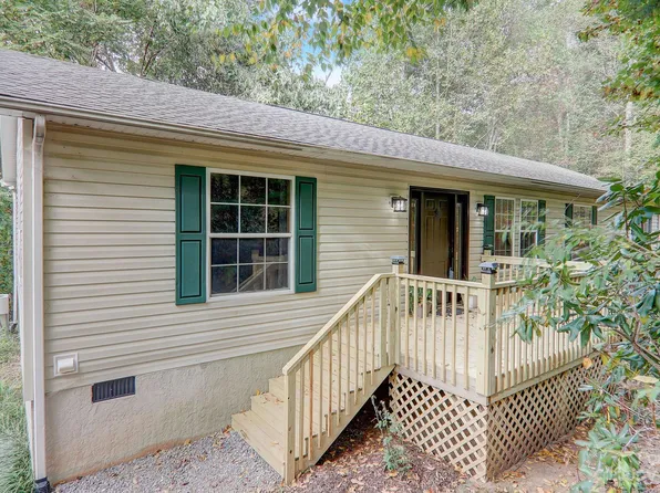 239 Hickory Ridge Rd, Swannanoa, NC 28778