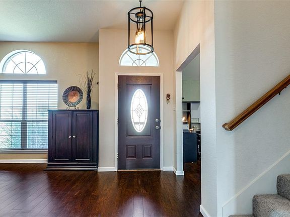 4th image of 1502 Mount Zion Dr